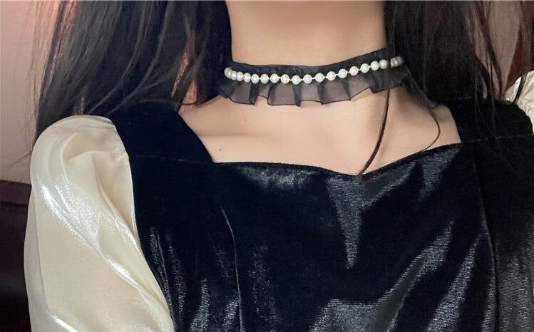 Pearls Ruffles Chiffon Choker Necklace • Cosplay Accessories