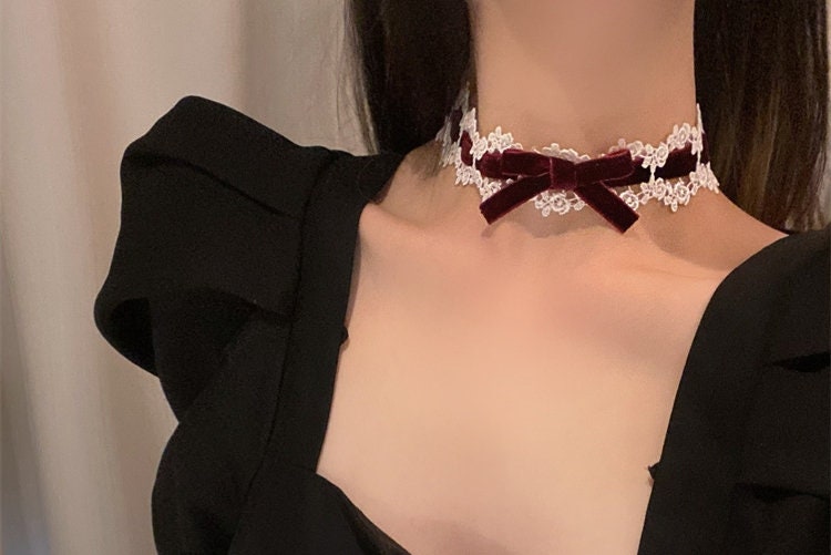 Emily French Maiden Choker