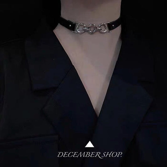 Interchain Leather Belt Choker Collar Necklace with Leash