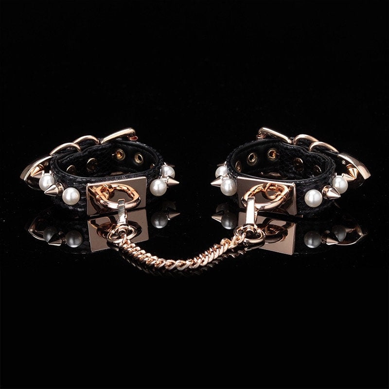 Detachable Spikey Pearl Leather Chain Handcuffs Leg Cuff